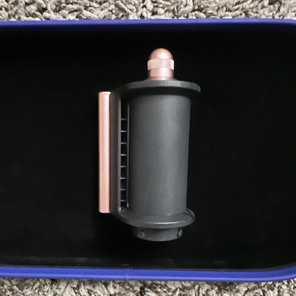 Dyson Airwrap Coanda Smoothing Dryer from the Vinca Blue & Rose Edition - Picture 1 of 2